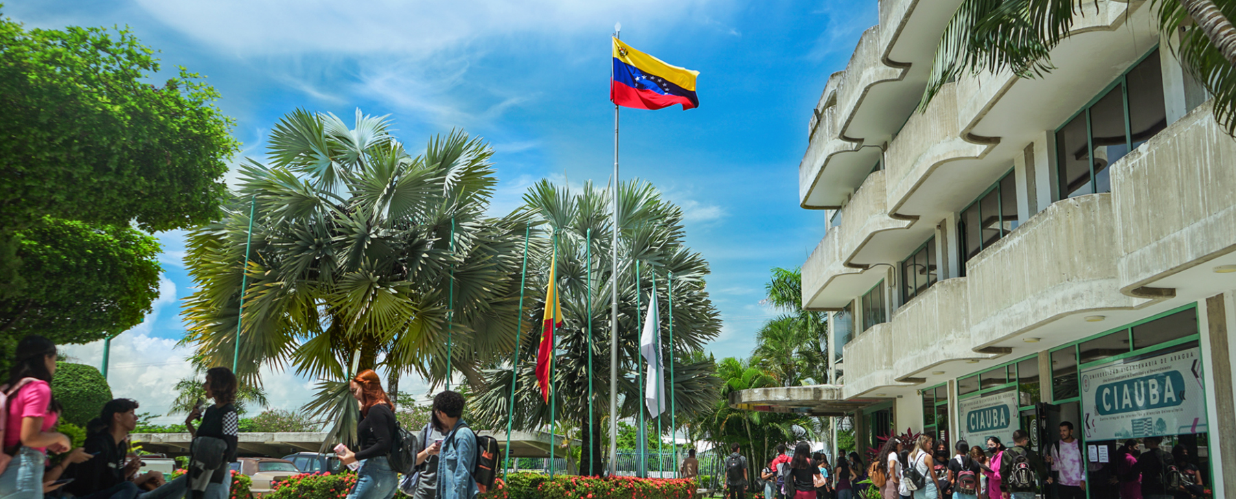 Campus UBA con bandera de Venezuela